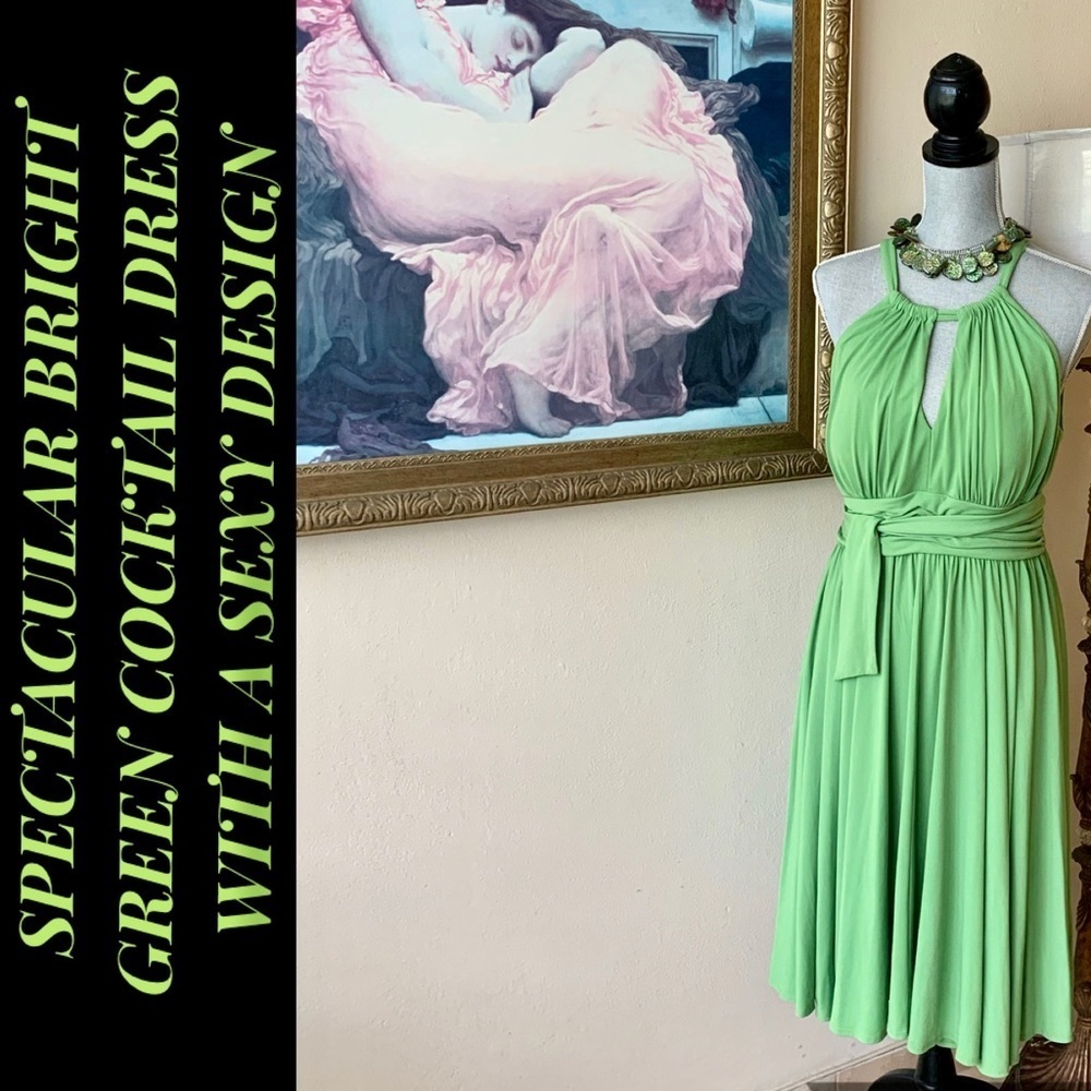 Like New Spectacular Bright Green Cocktail Dress A Sexy Design Size 14 - Picture 4 of 7